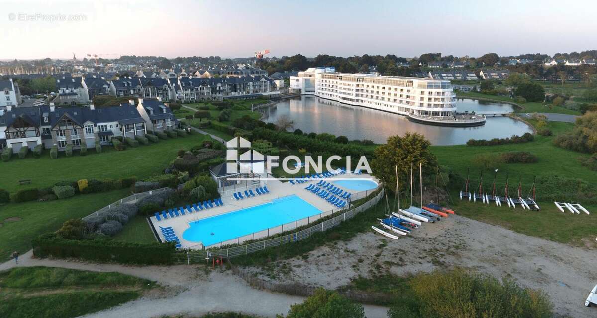 Appartement à ARZON