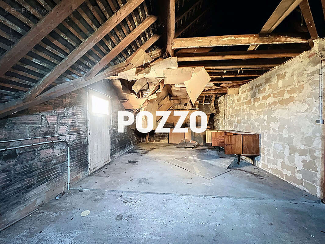 Maison à SAINT-HILAIRE-DU-HARCOUET