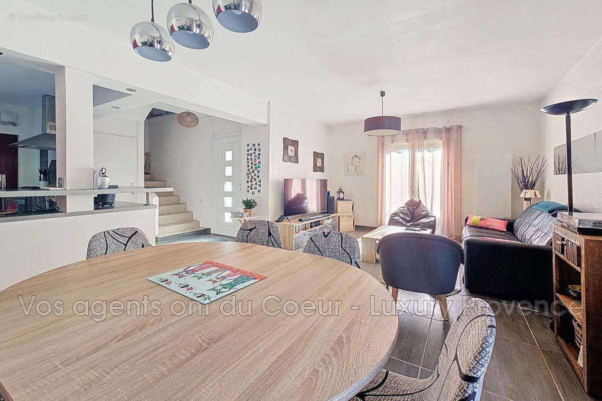 Maison à SAINT-SAVOURNIN