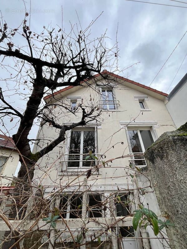 Maison à VILLEMOMBLE