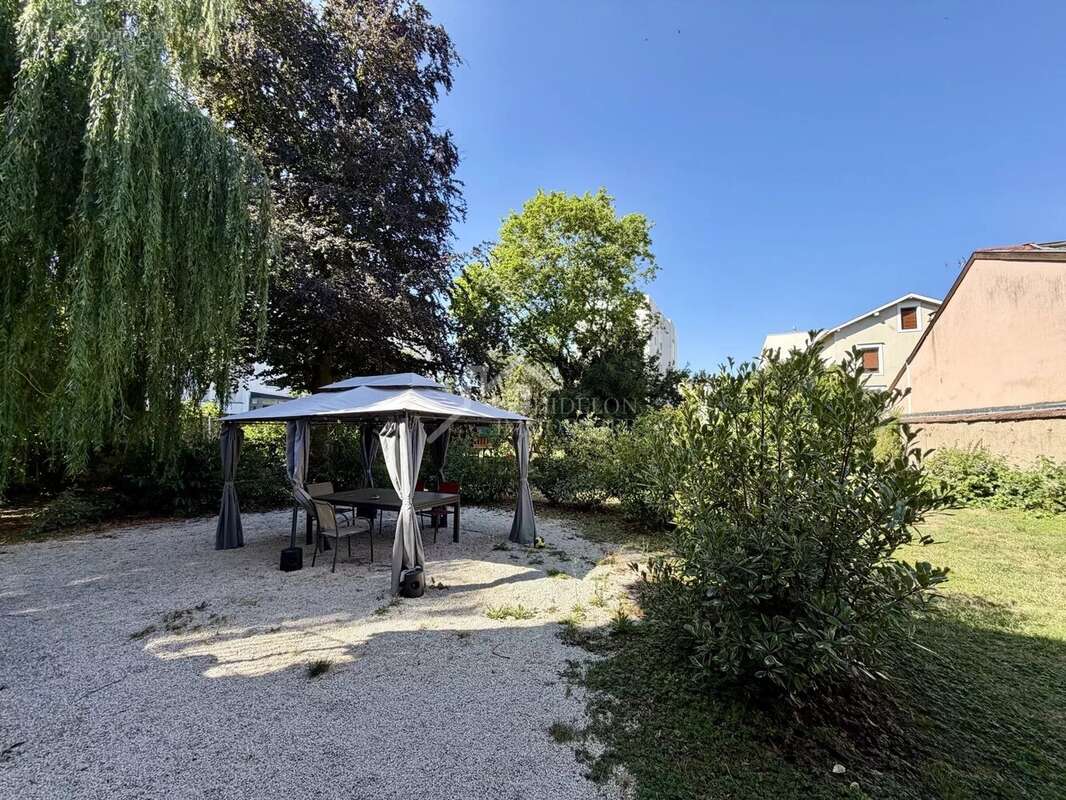 Maison 9 pièces - 264 m² - piscine - photo 10