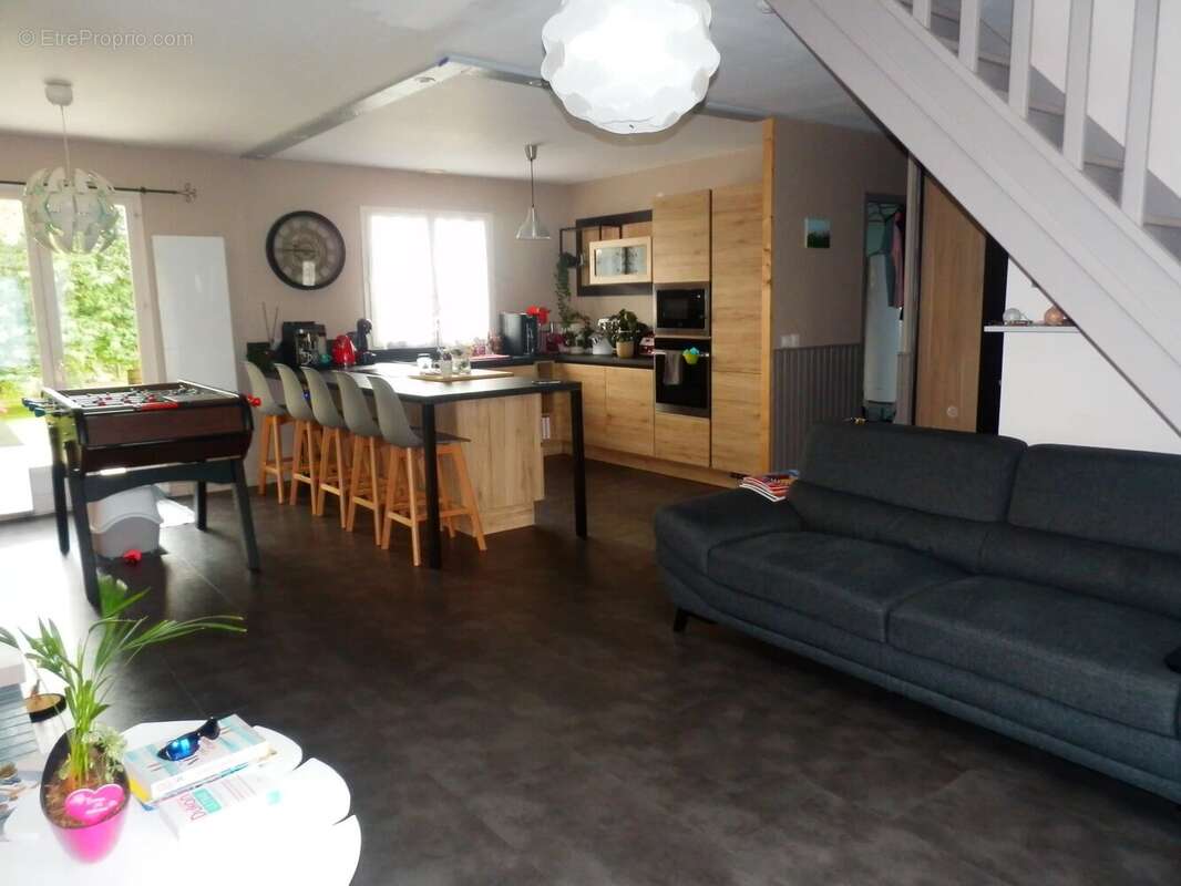 Maison à FONTAINE-BELLENGER