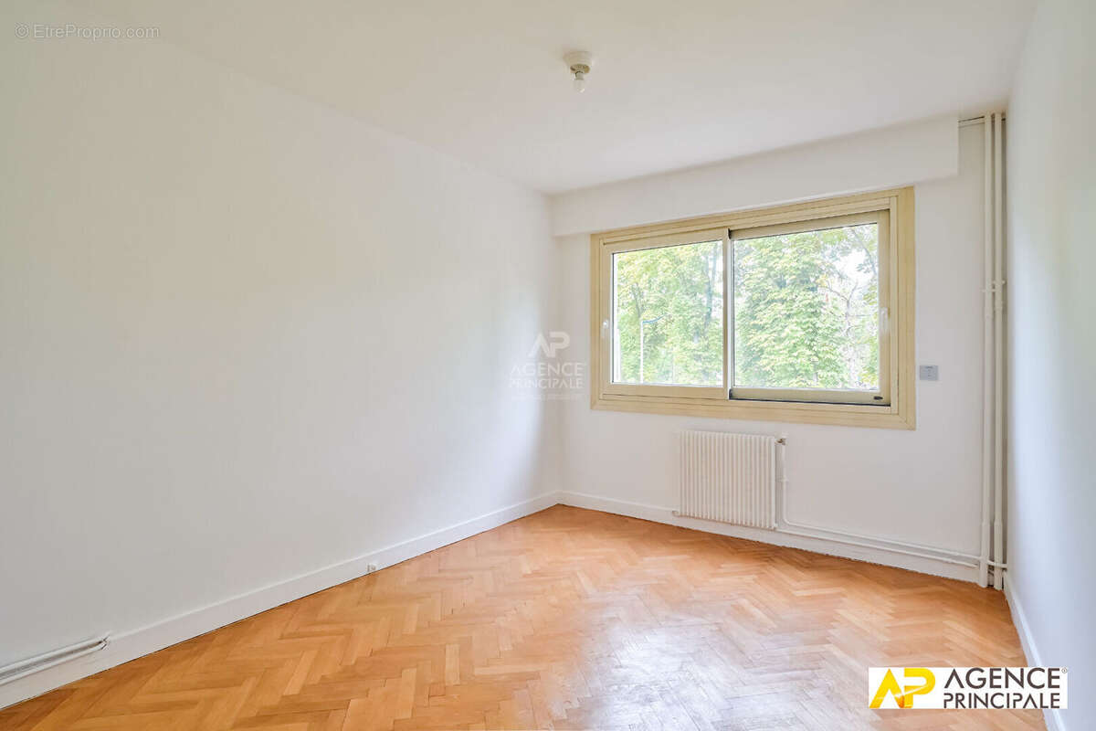 Appartement à MAISONS-LAFFITTE