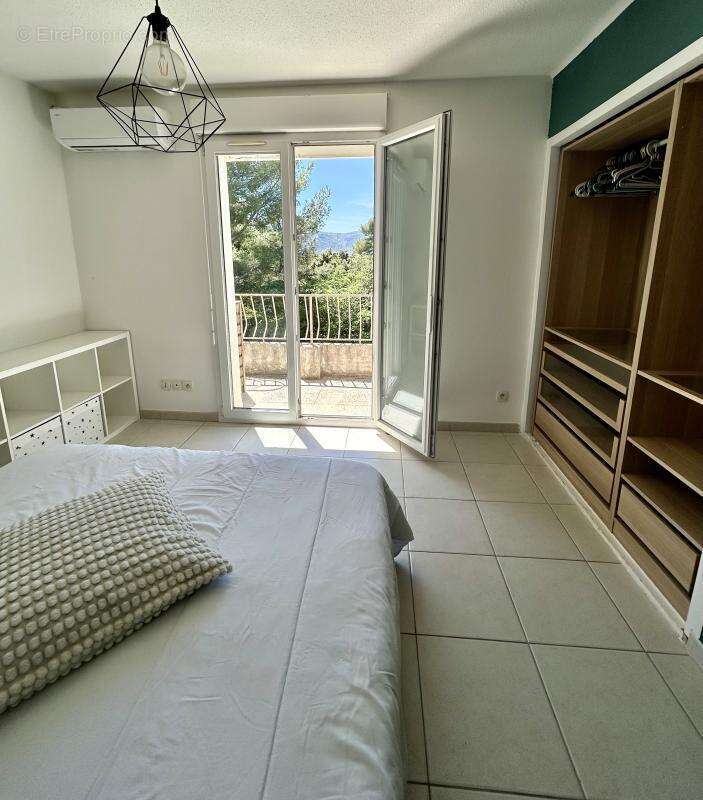 Appartement à MARSEILLE-12E