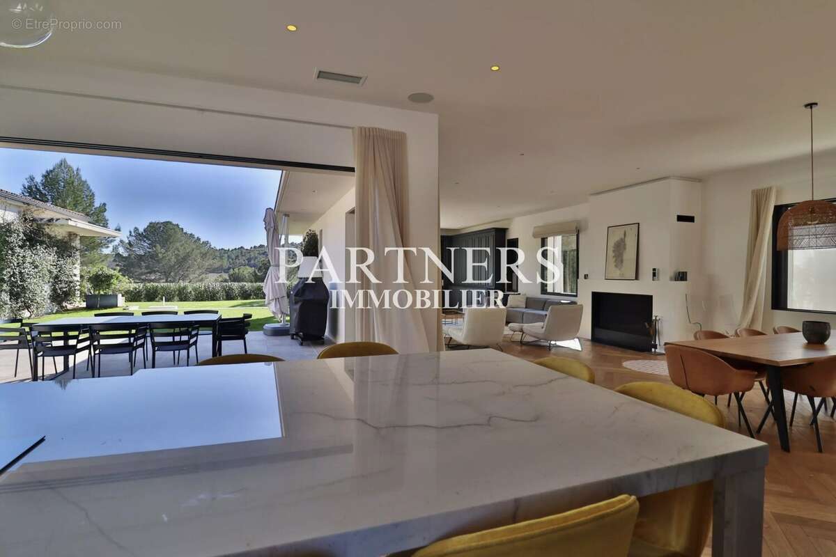 Maison à AIX-EN-PROVENCE