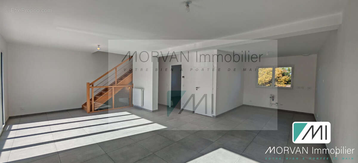 Maison à LES ESSARTS-LE-ROI