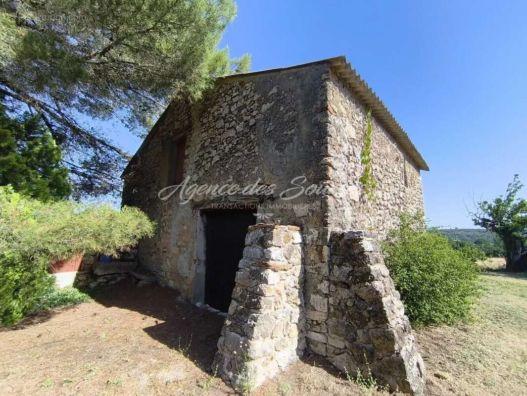 Maison à ESPARRON