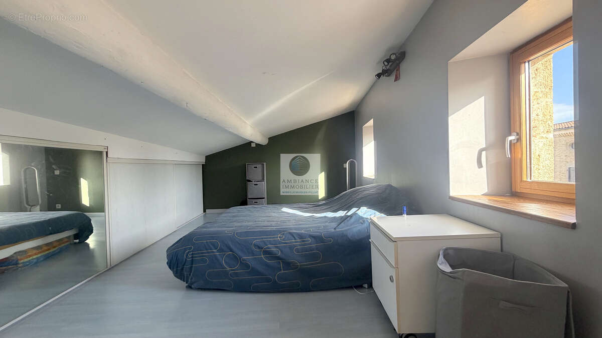 Maison à ETOILE-SUR-RHONE