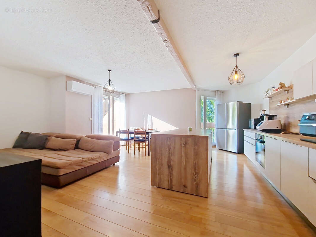 Appartement à GIERES