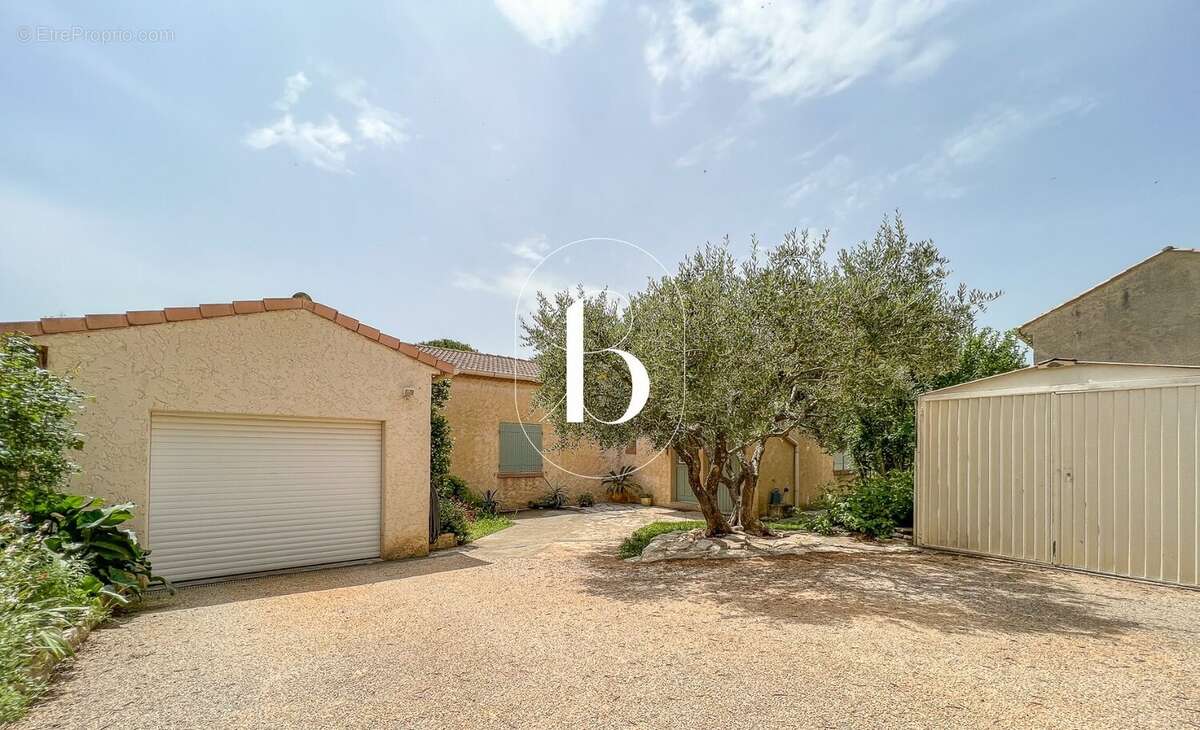 Maison à GOUDARGUES