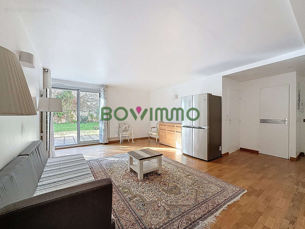 Appartement à PARIS-20E