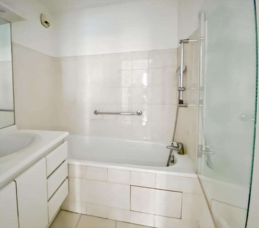 Appartement à CORBEIL-ESSONNES