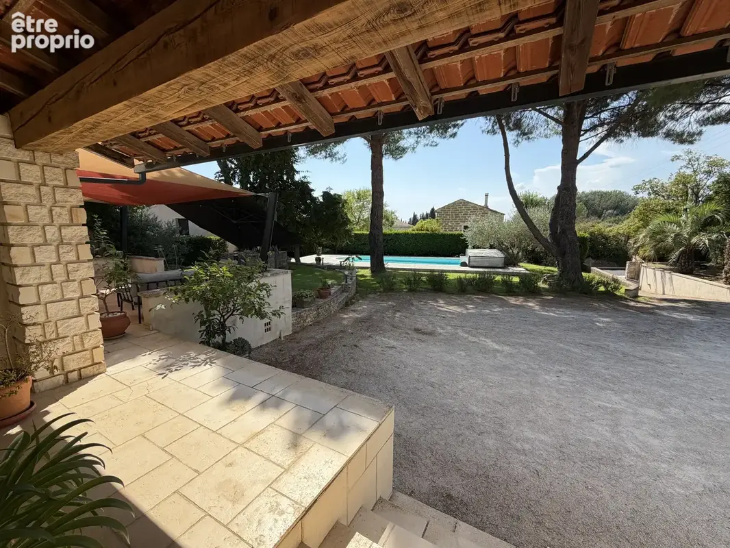 Grande villa avec piscine tous commerces à pieds - photo 14