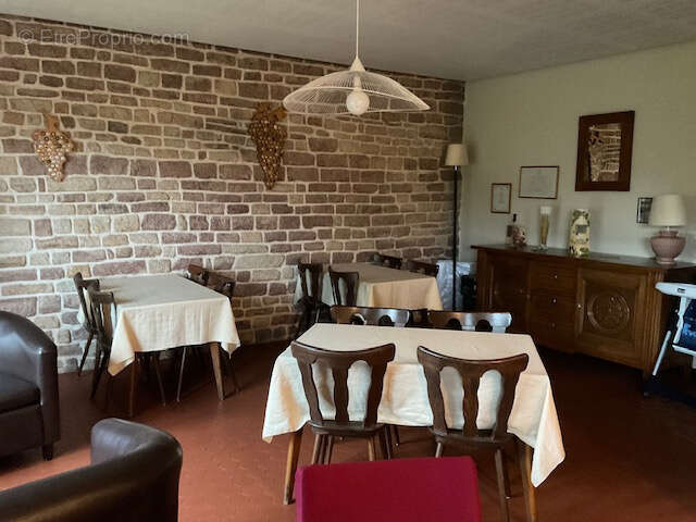 Commerce à MONTHUREUX-SUR-SAONE