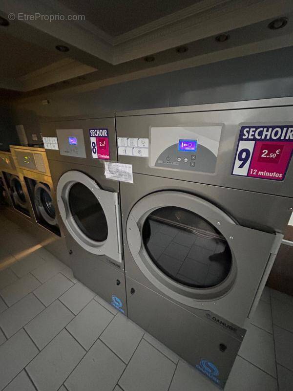 Commerce à MAROLLES-EN-BRIE