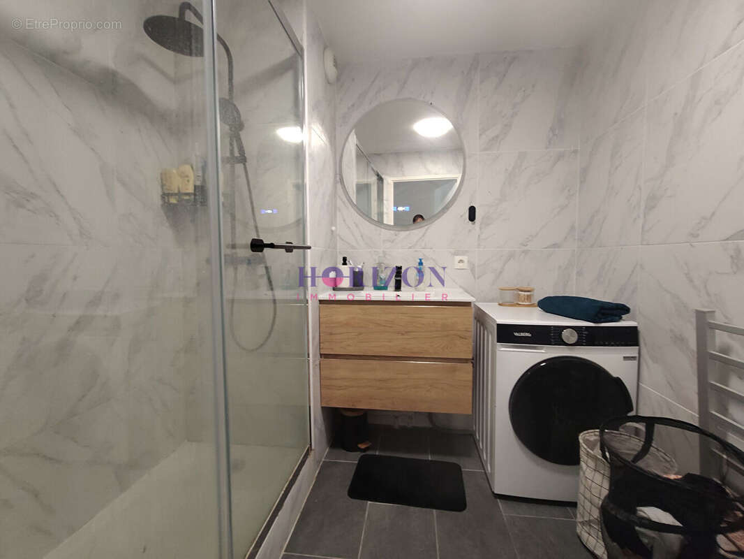 Appartement à PERSAN