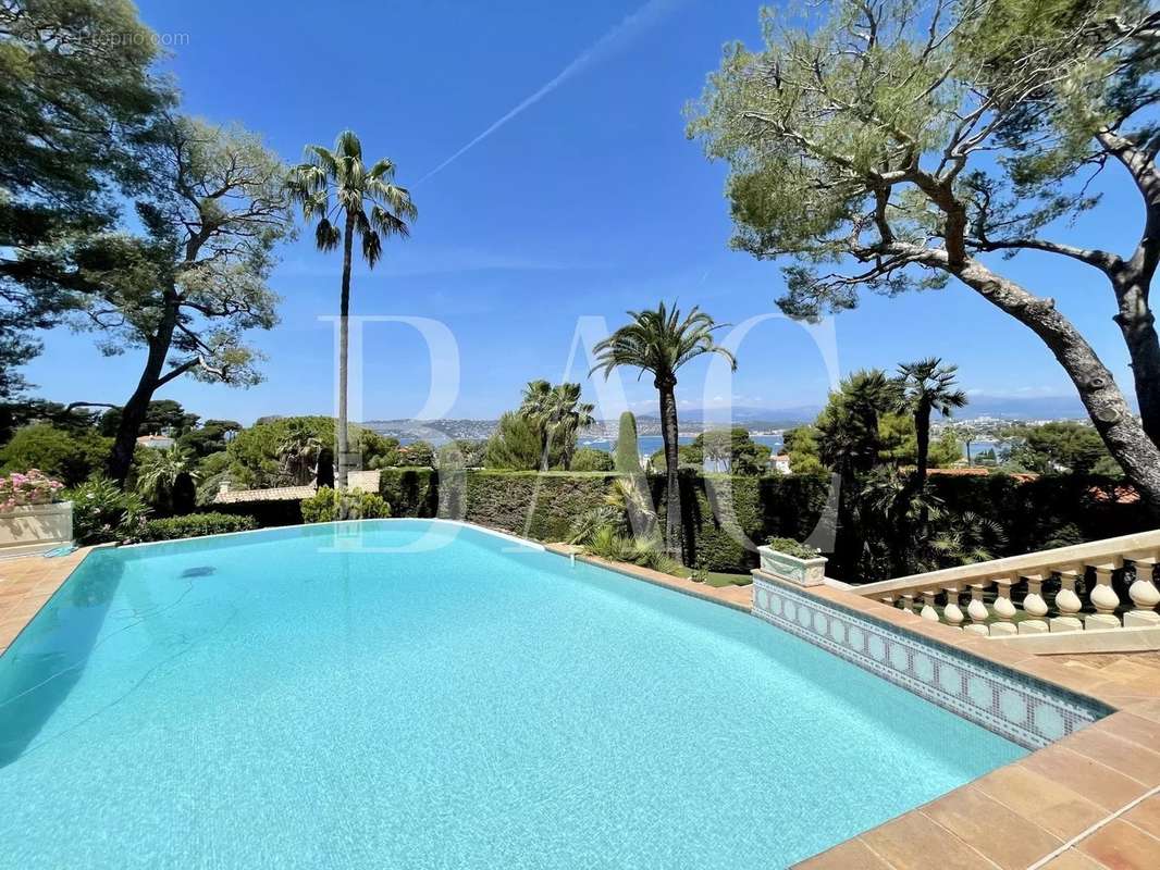 Maison à ANTIBES