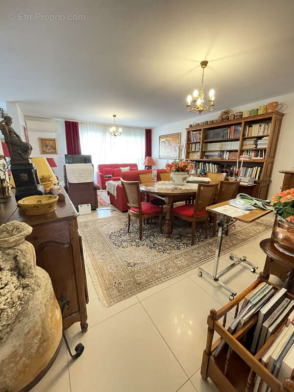 Autre à SAINT-RAPHAEL