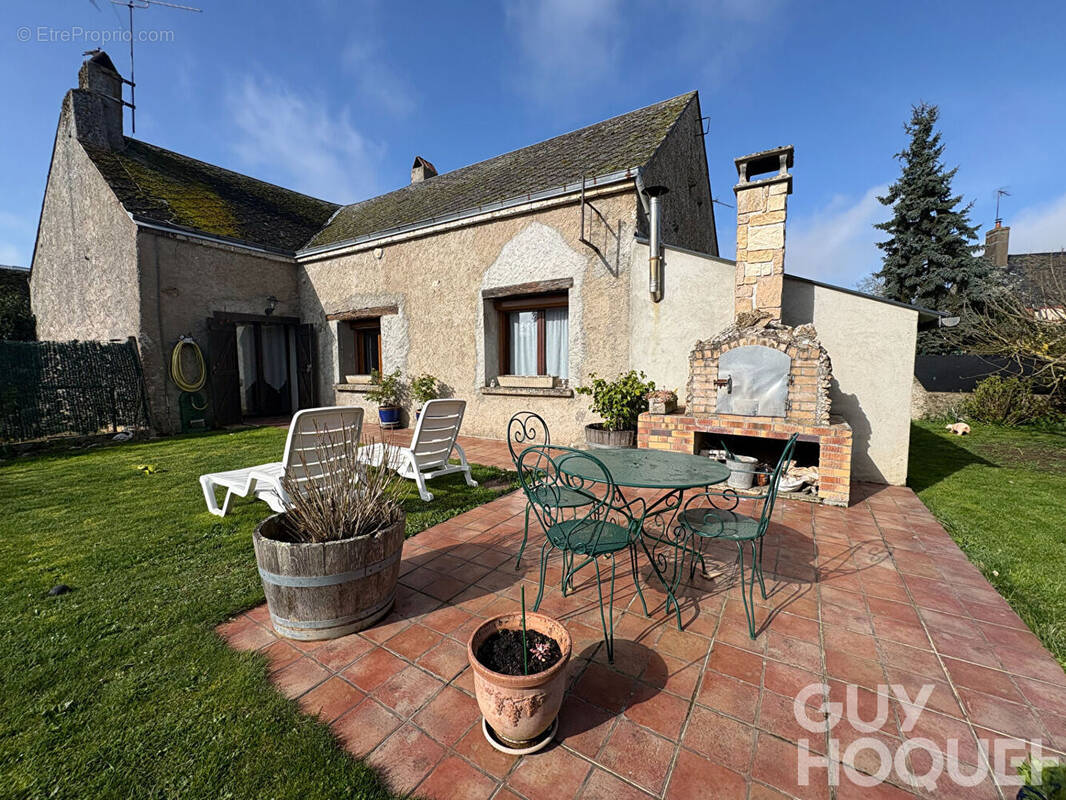 Maison à OUZOUER-LE-DOYEN