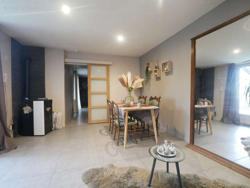 Appartement à AIGREFEUILLE-D&#039;AUNIS