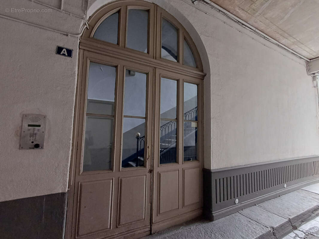 Appartement à SAINT-ETIENNE