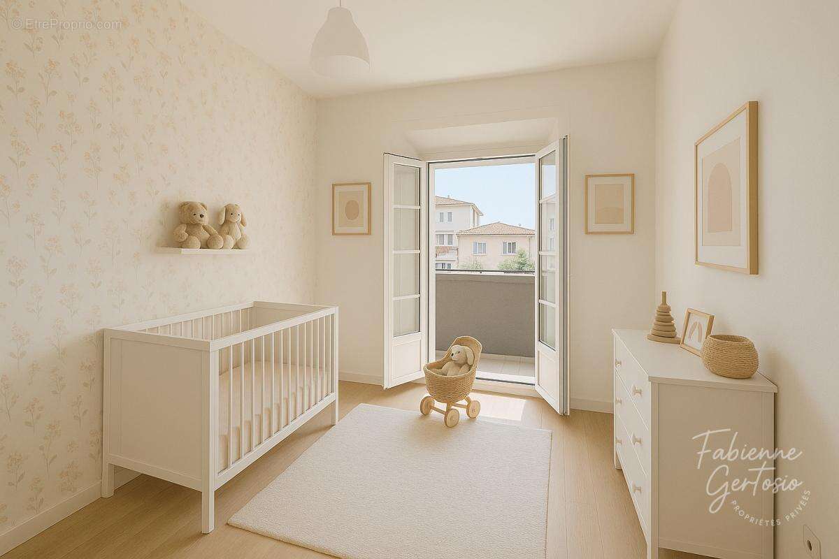 Appartement à HYERES