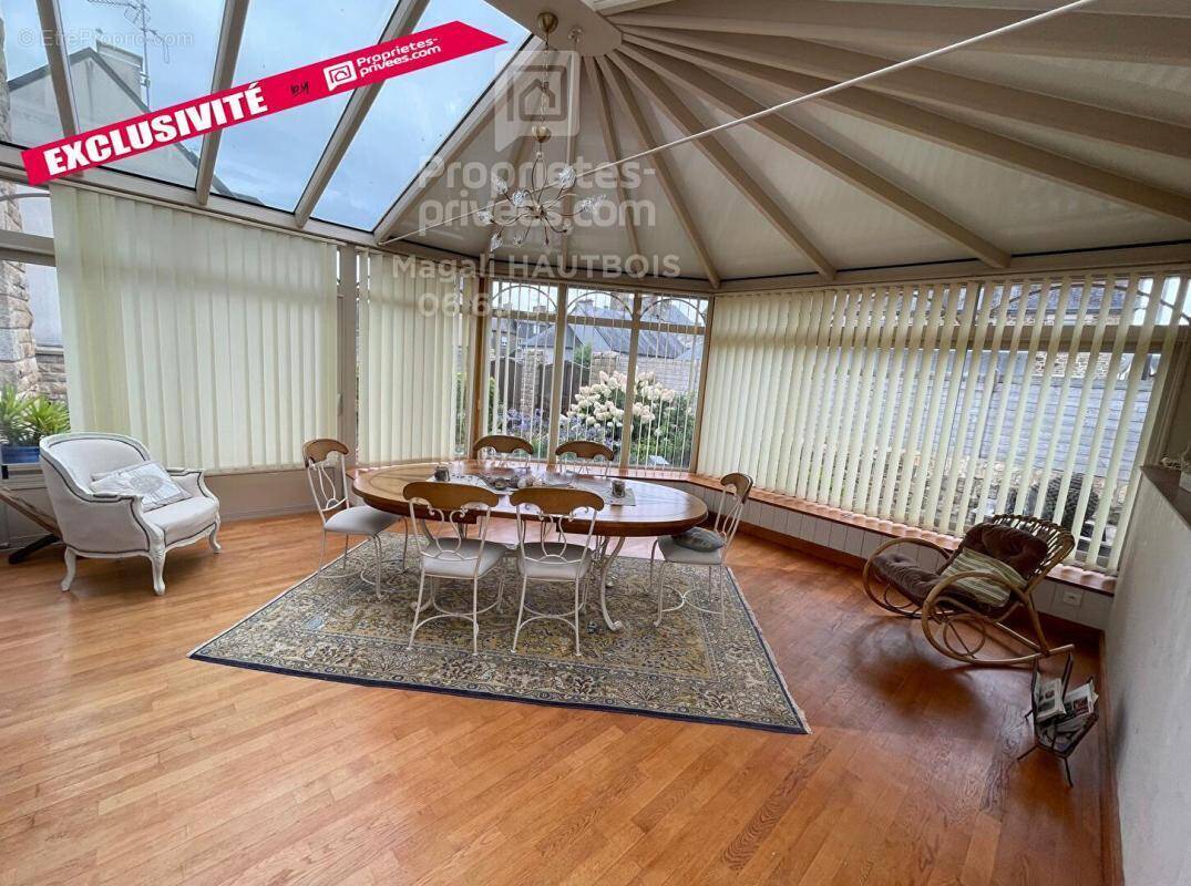 Maison à SAINT-HILAIRE-DU-HARCOUET