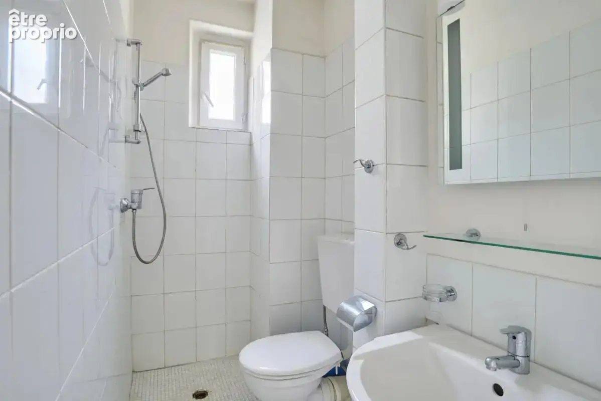Paris 14ᵉ – Rue Lecuirot – 2 chambres – Balcon filant - photo 11