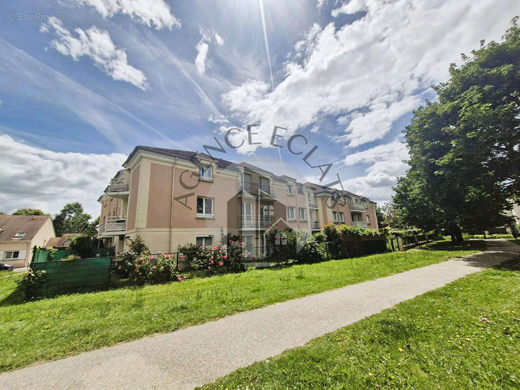 Appartement à BAILLY-ROMAINVILLIERS