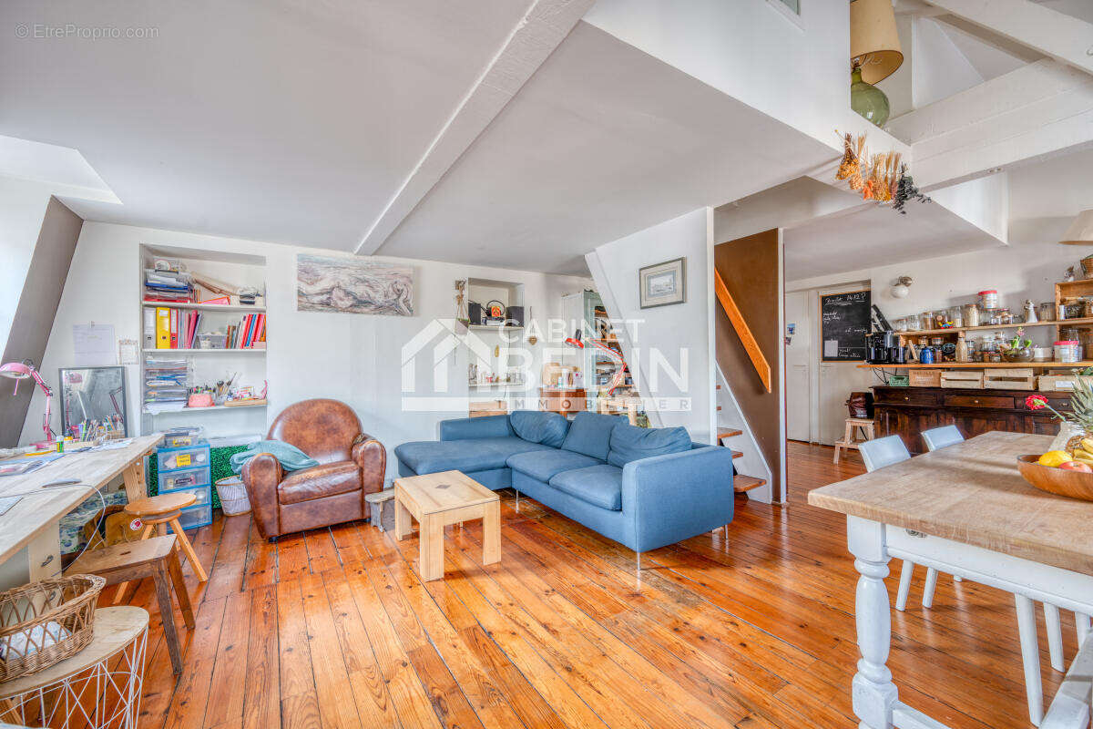 Appartement à BORDEAUX