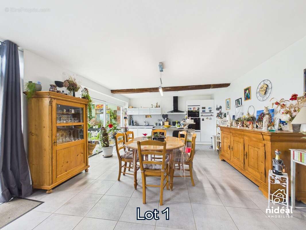 Appartement à DOMPIERRE-SUR-HELPE