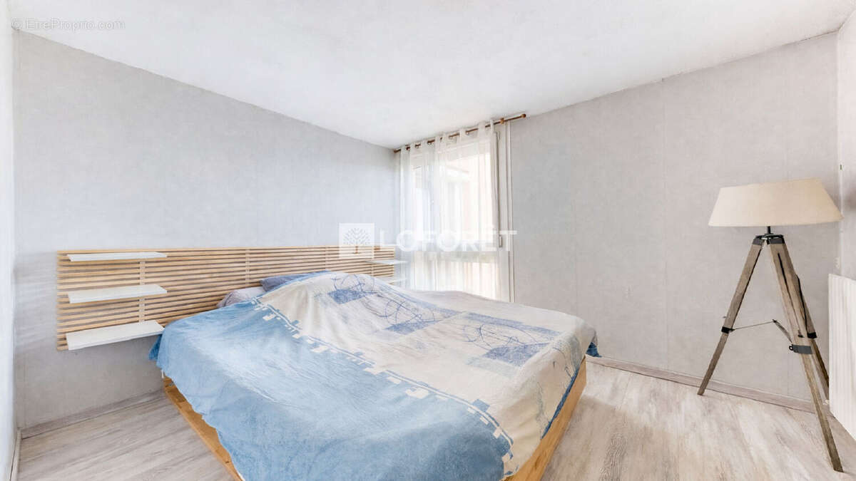 Appartement à ROISSY-EN-BRIE