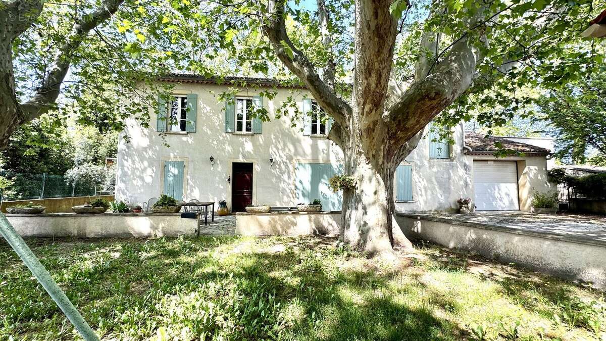 Maison 290 m² à Avignon  - photo 2