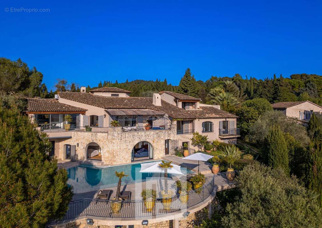 Maison à MOUGINS