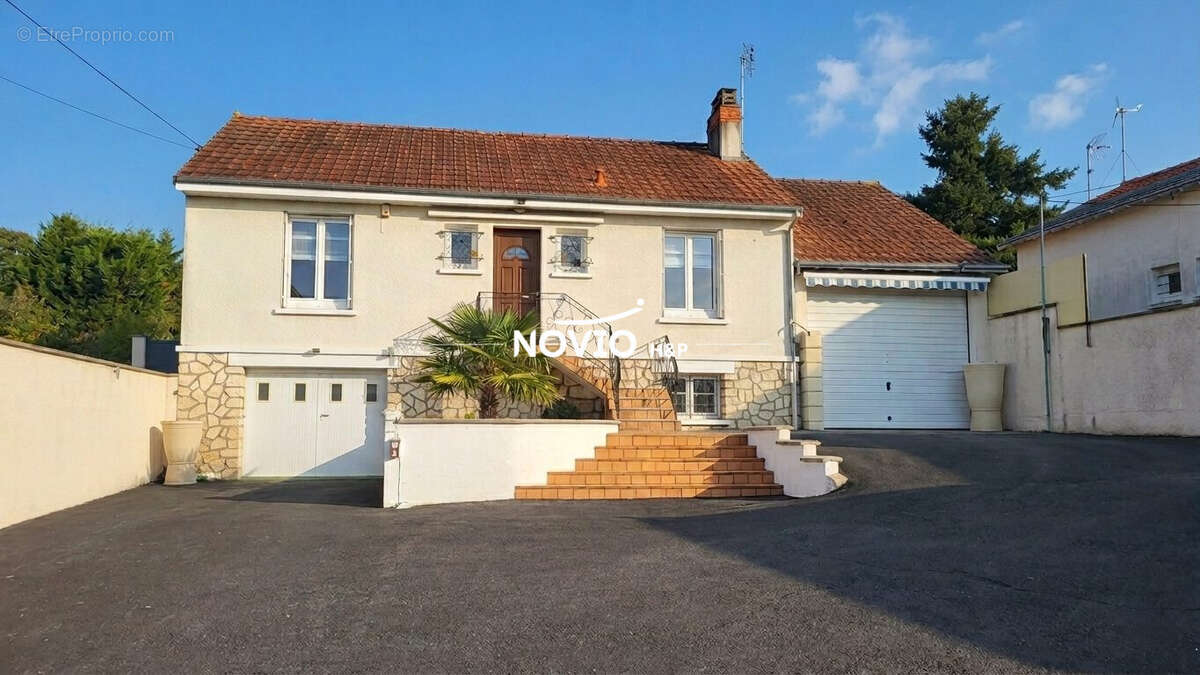 Maison 101 m² à Chatellerault  - photo 2