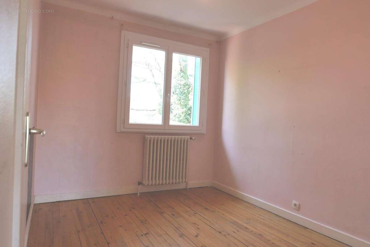 Maison à MEYZIEU