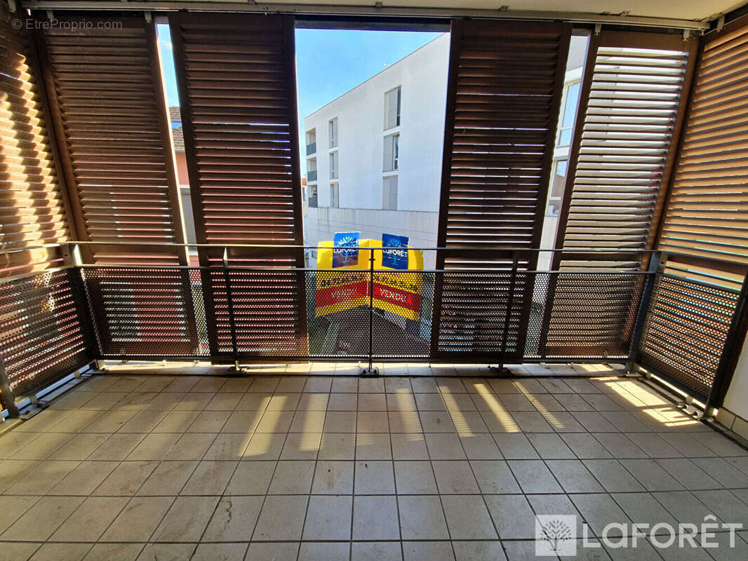 Appartement à OULLINS