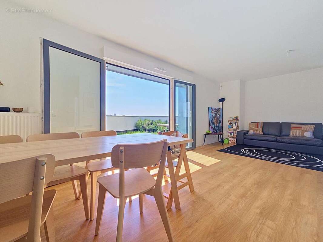 Photo 5 - Appartement à LA COURNEUVE