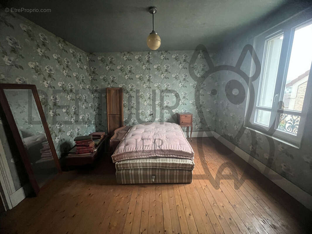 Maison à COULOMMIERS