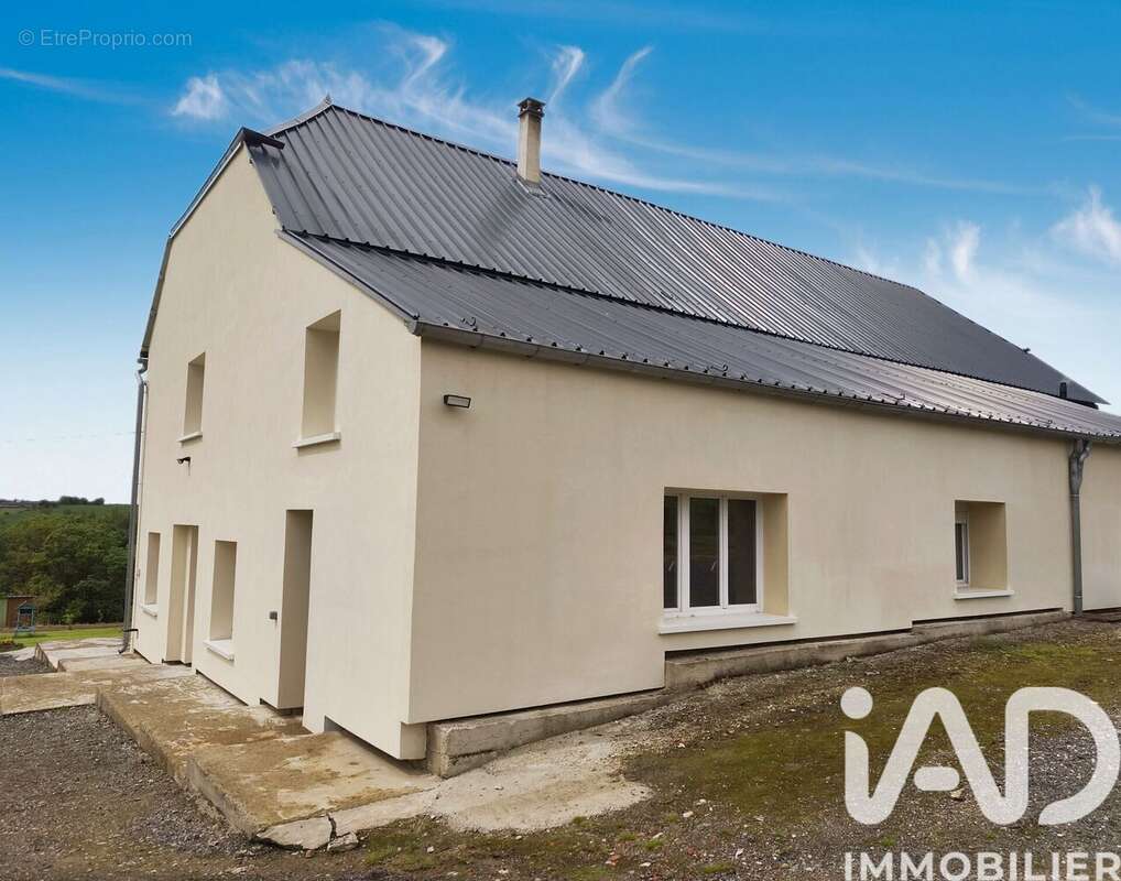 Photo 2 - Maison à VERVINS