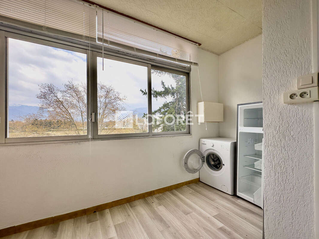 Appartement à SAINT-MARTIN-D'HERES