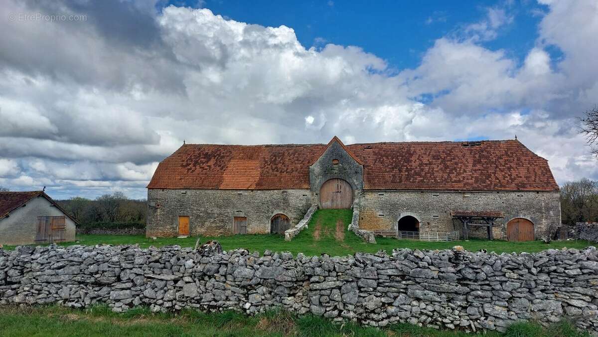 Maison à CANIAC-DU-CAUSSE