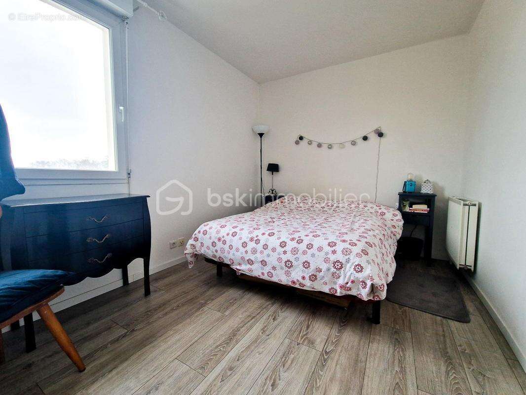 Appartement à EMERAINVILLE