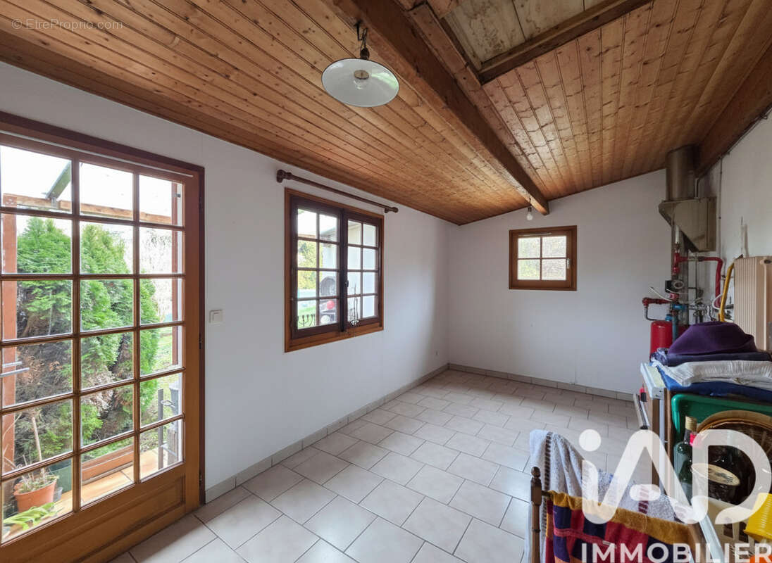 Maison 175 m² à Bouex  - photo 5