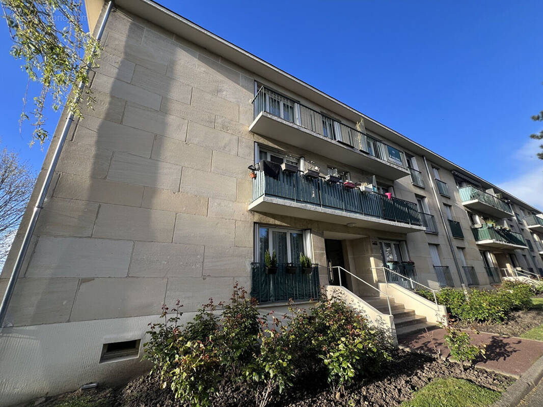 Appartement à SAINT-BRICE-SOUS-FORET