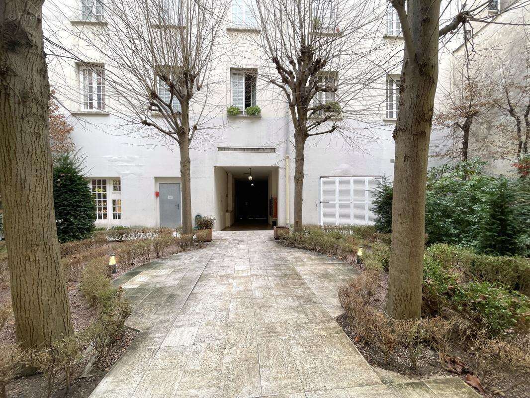 Appartement à PARIS-4E