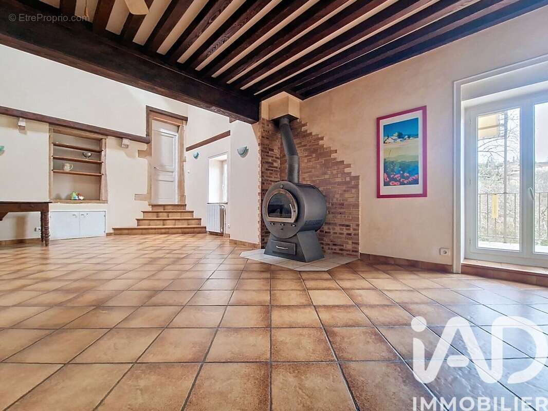 Maison 167 m² à Ville-Sur-Jarnioux  - photo 3