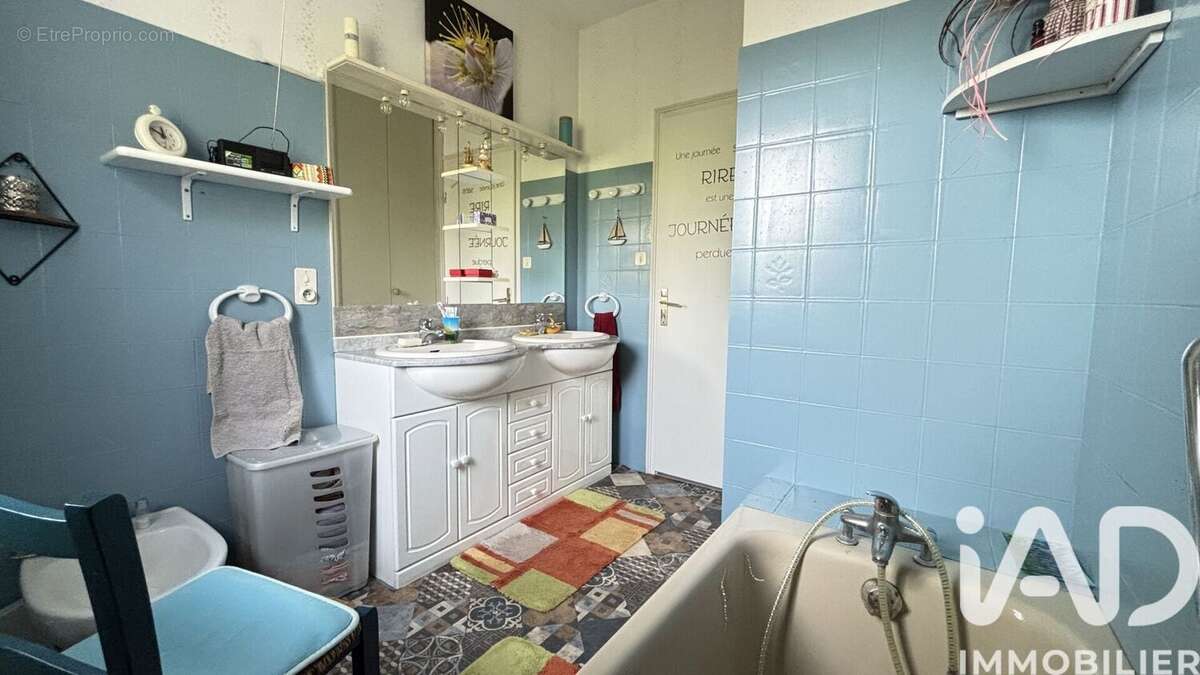 Photo 4 - Maison à BRUSSIEU