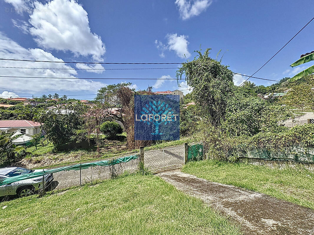 Maison à SCHOELCHER