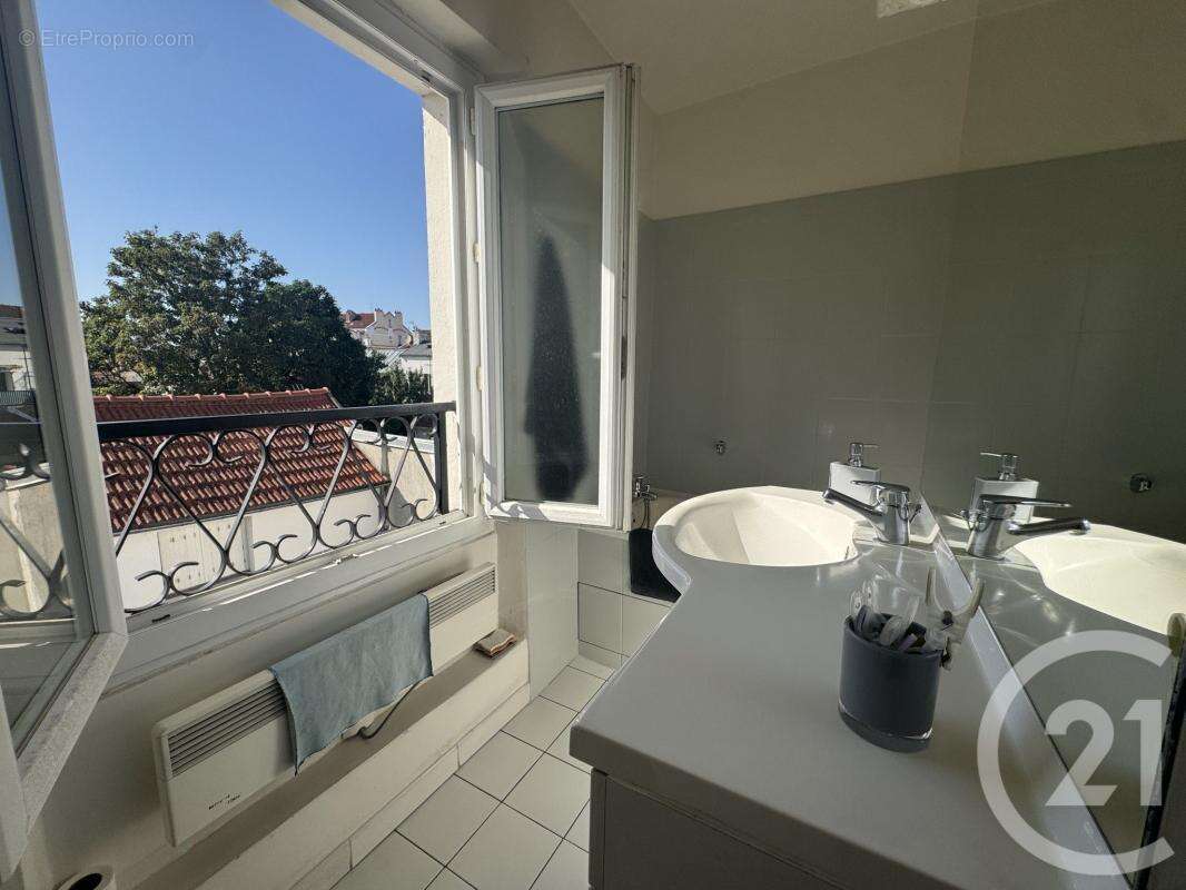 Appartement à FONTENAY-SOUS-BOIS